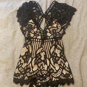 Selfie Leslie Lace Romper